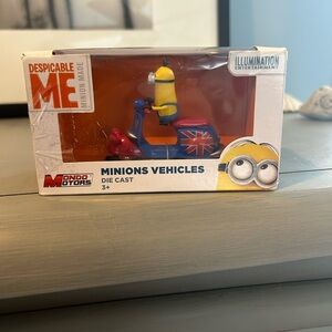 Universal Minions Scooter Toy - Blue and Red